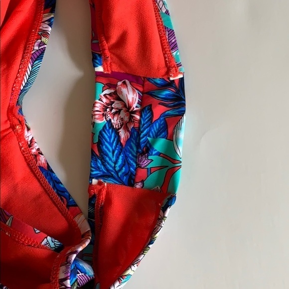 Kenneth Cole Swim Bikini, Multi floral,Size S - Picture 9 of 10